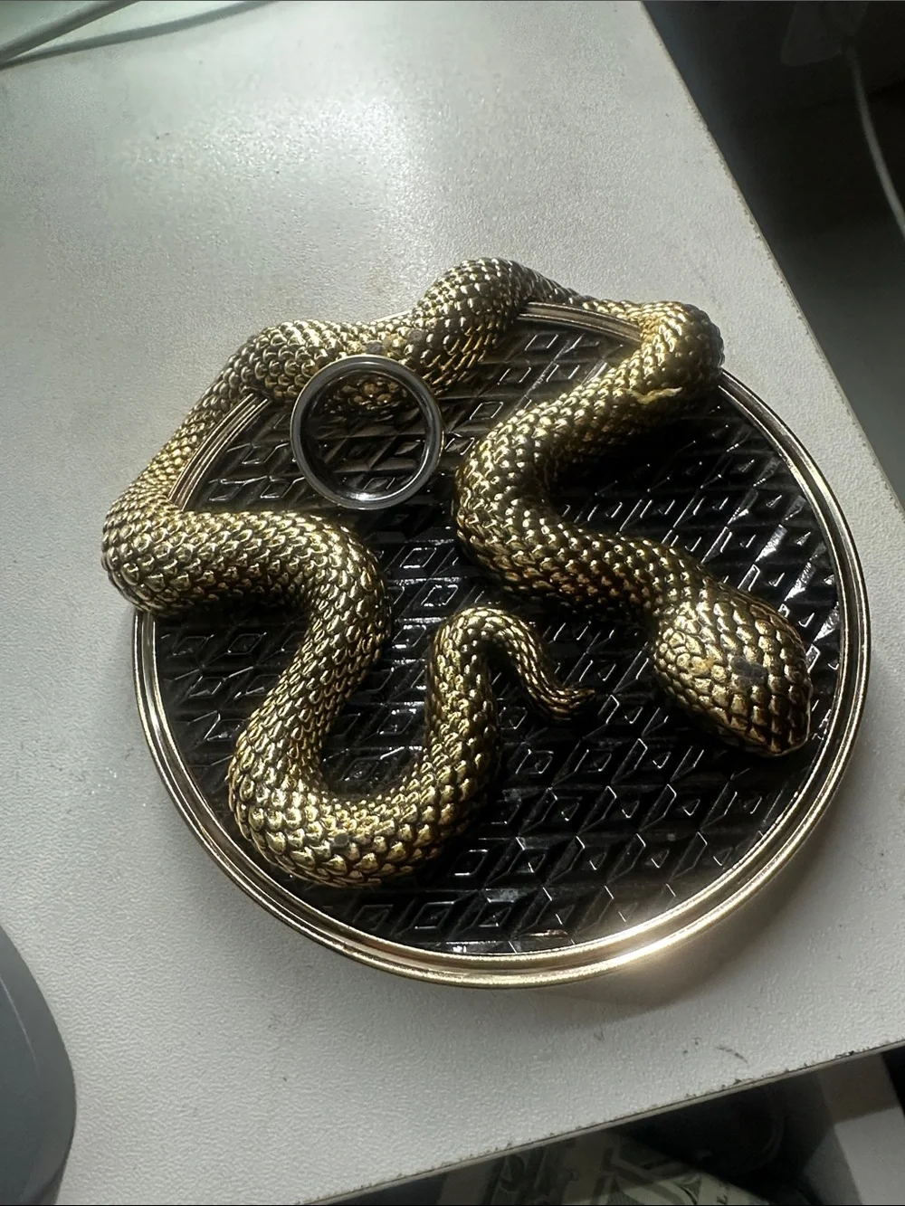 Oura authentic ring